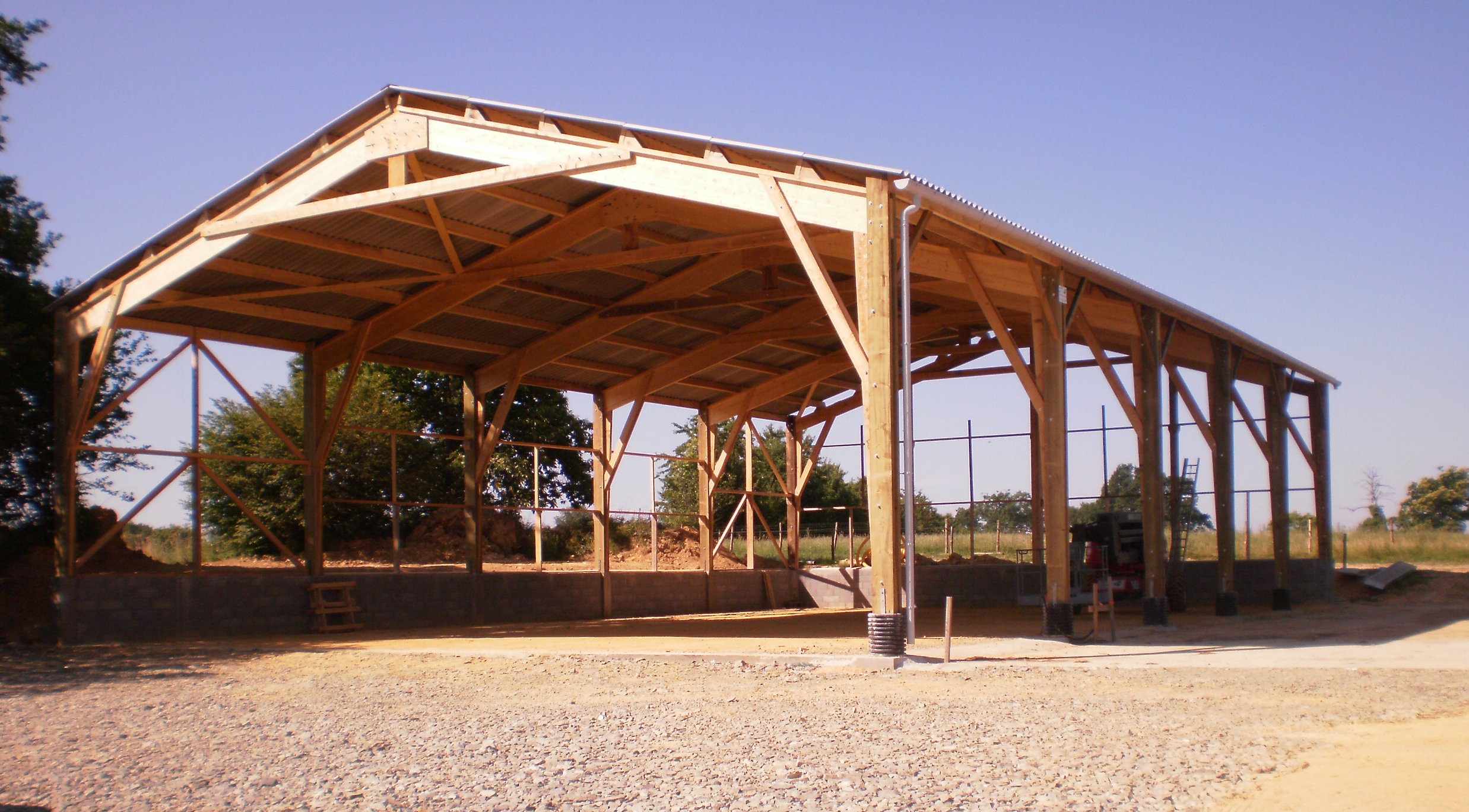 charpente bois hangar agricole
